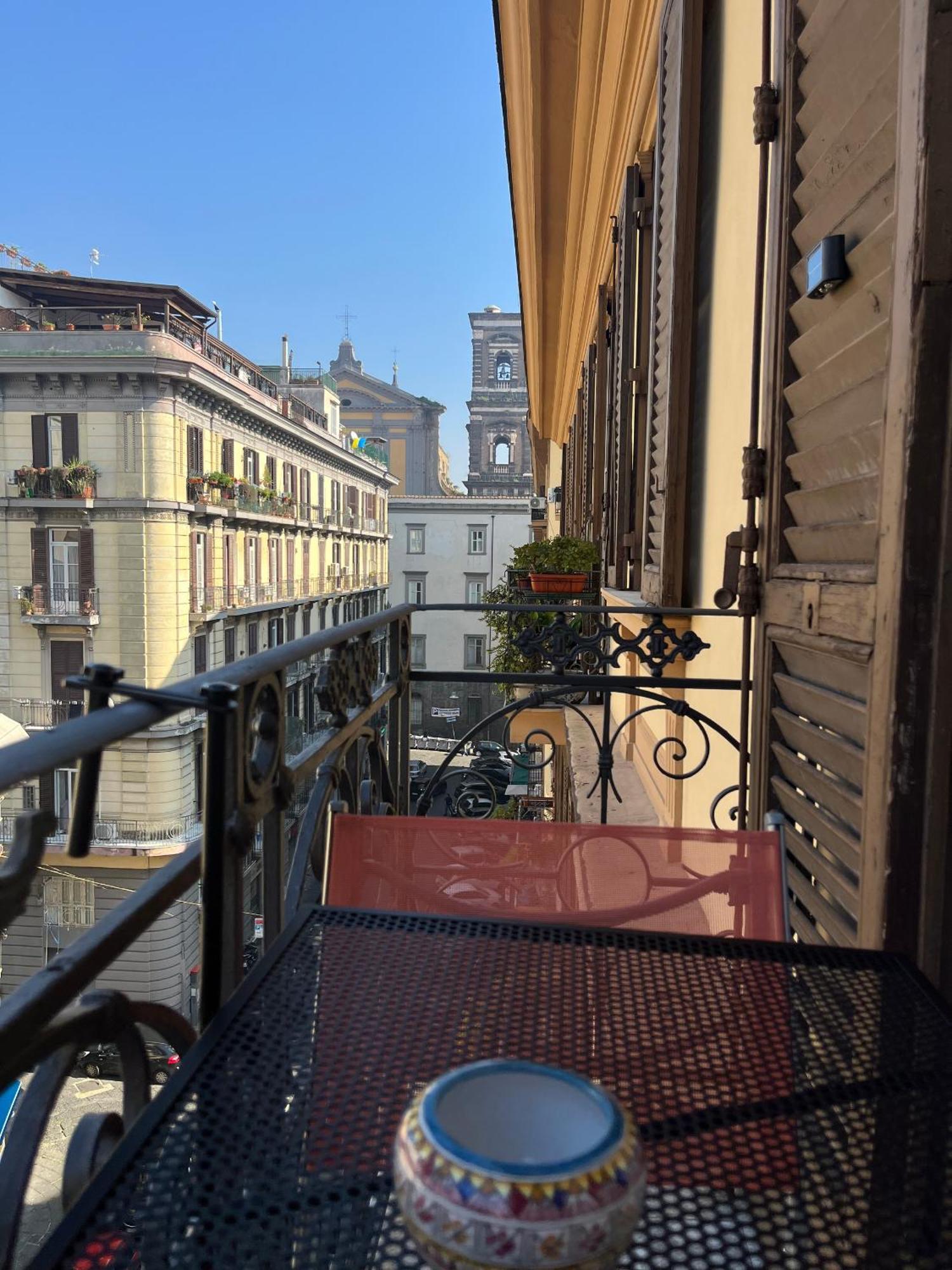 Hotel Voglia 'E Turna Napoli Esterno foto