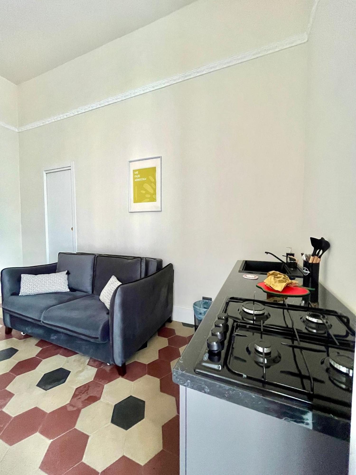 Hotel Voglia 'E Turna Napoli Esterno foto