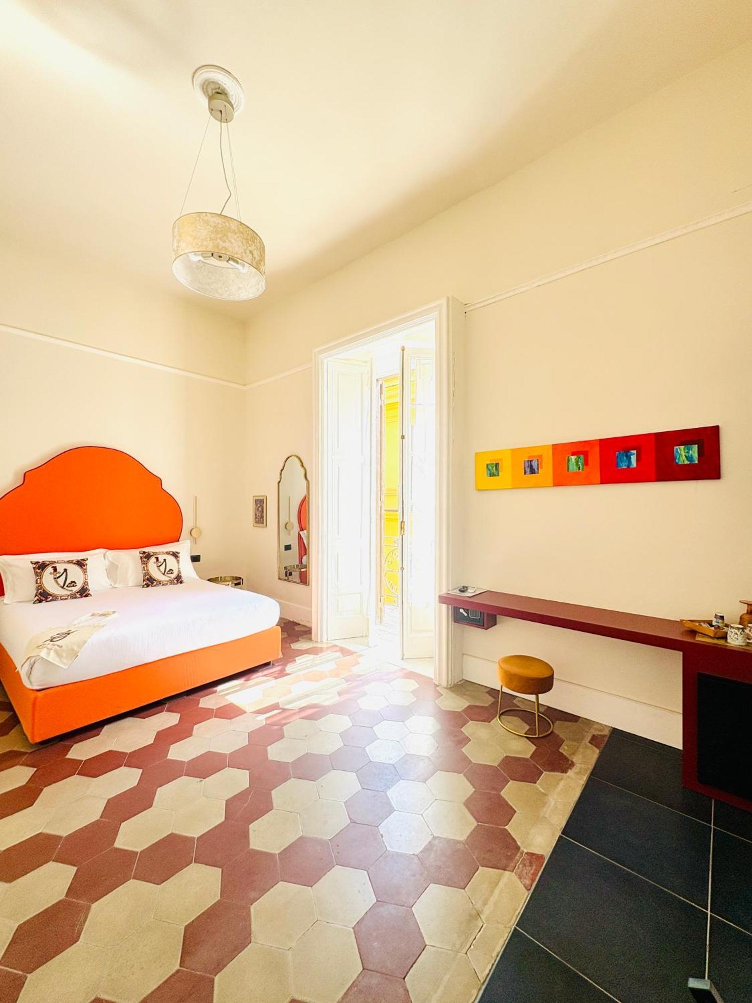 Hotel Voglia 'E Turna Napoli Esterno foto