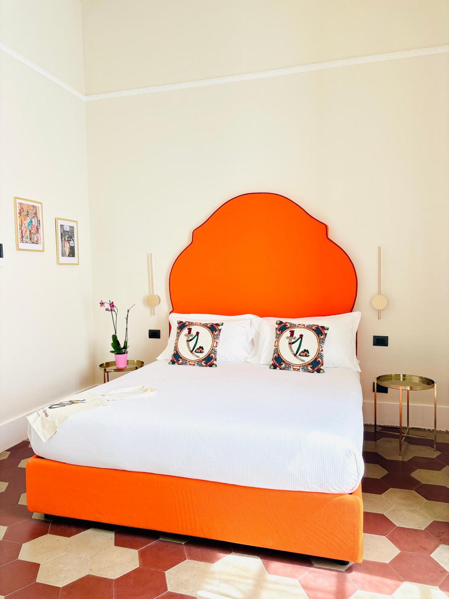 Hotel Voglia 'E Turna Napoli Esterno foto