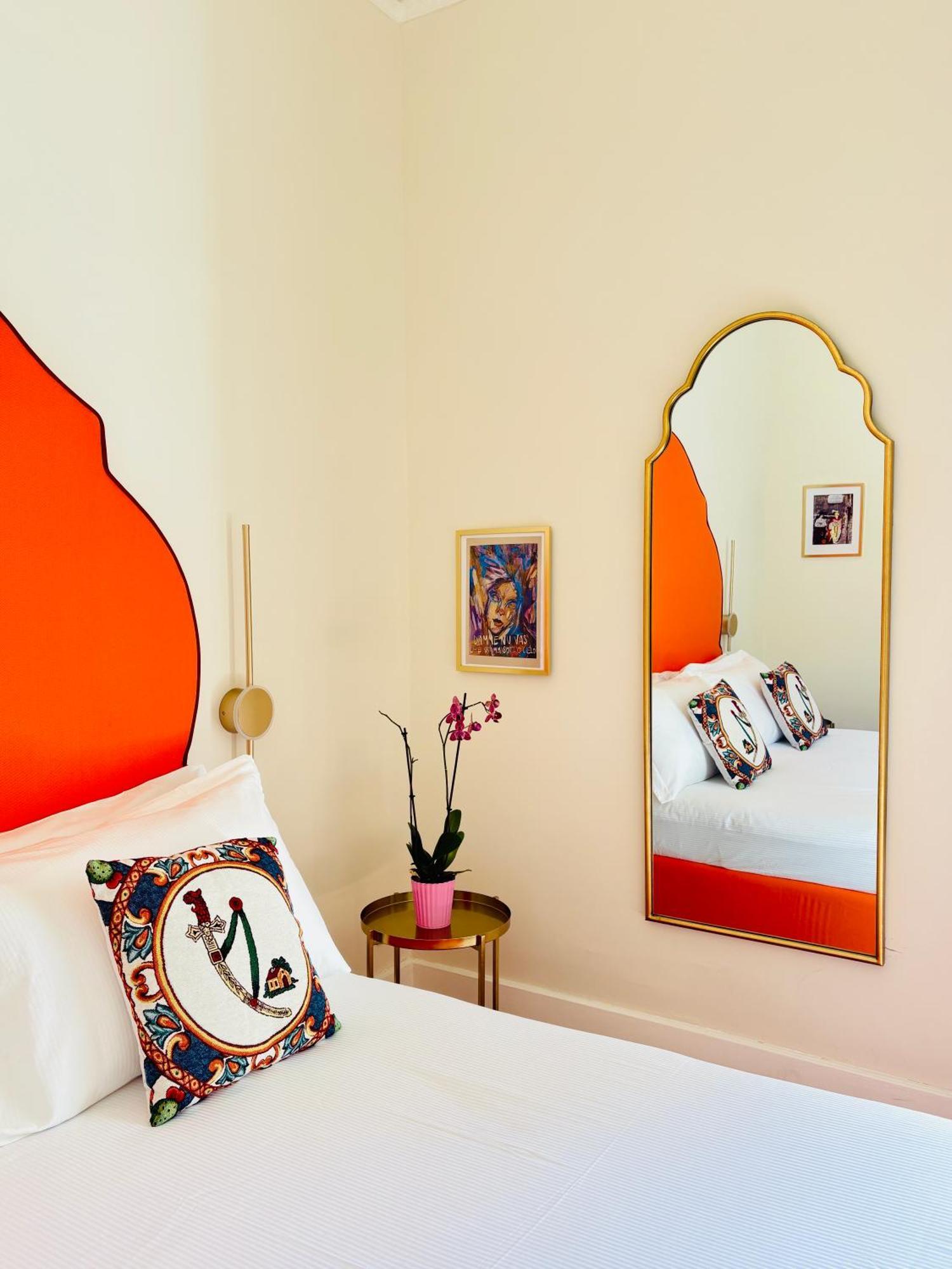 Hotel Voglia 'E Turna Napoli Esterno foto
