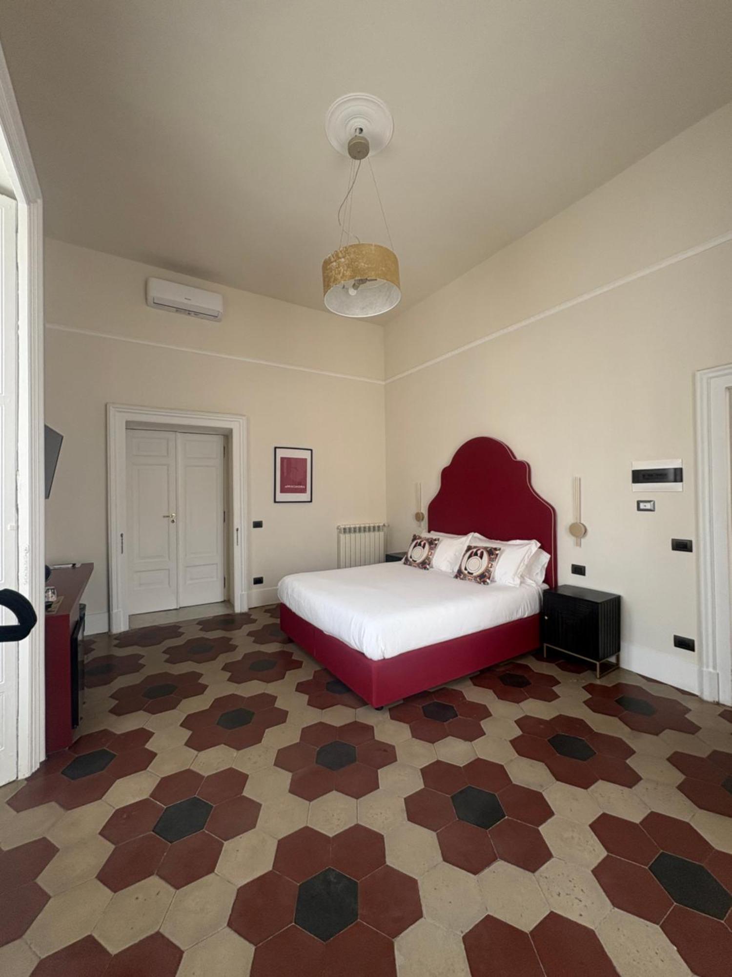 Hotel Voglia 'E Turna Napoli Esterno foto