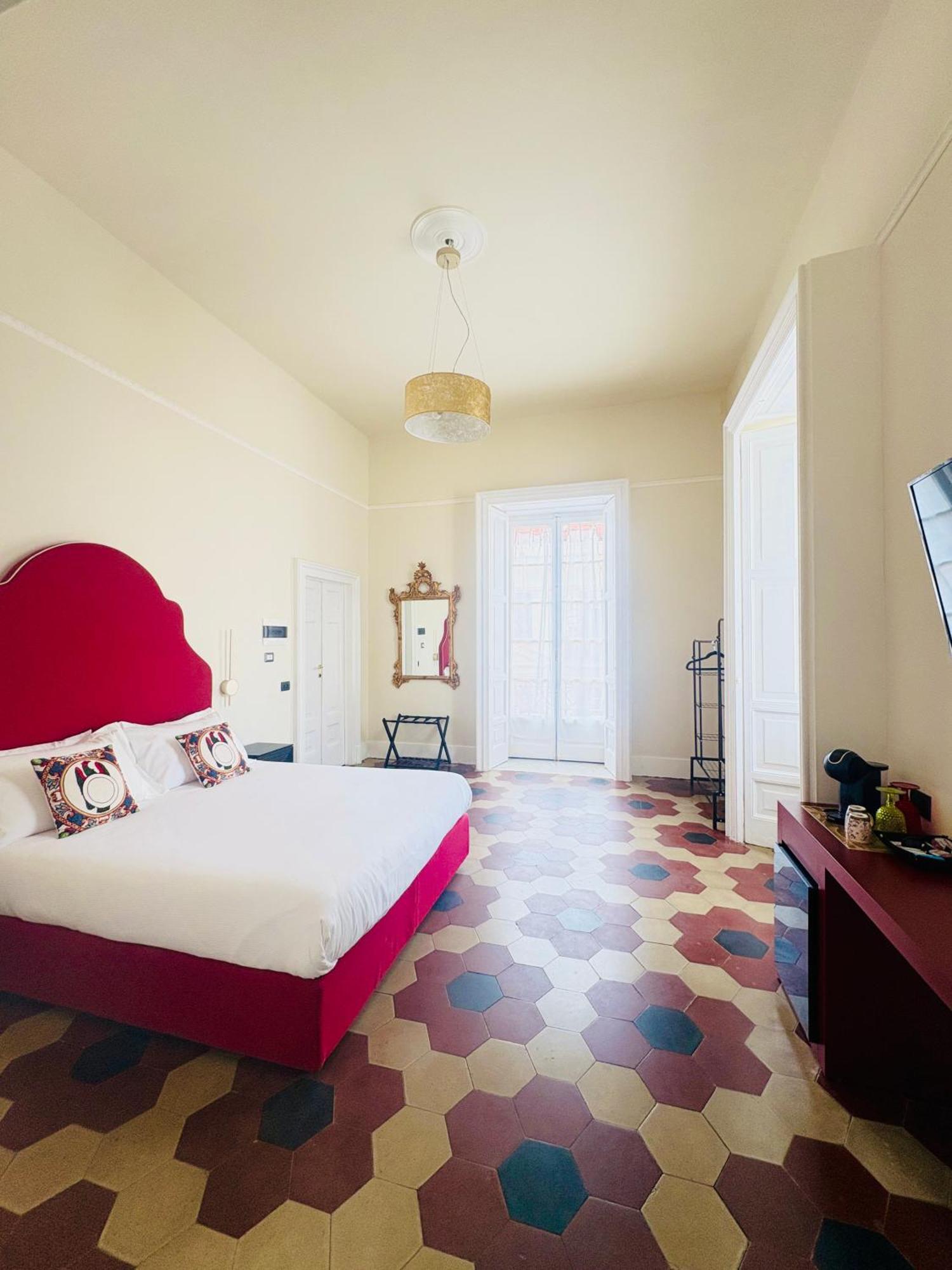 Hotel Voglia 'E Turna Napoli Esterno foto